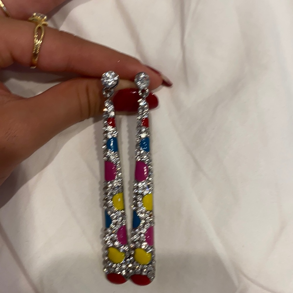GORGOUS earings